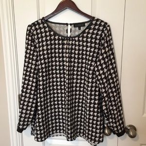 EUC Eloquii Houndstooth Blouse